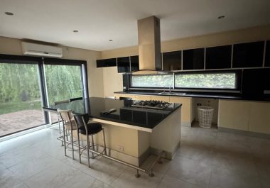 0f107be0a592058f24bd9960382cb046