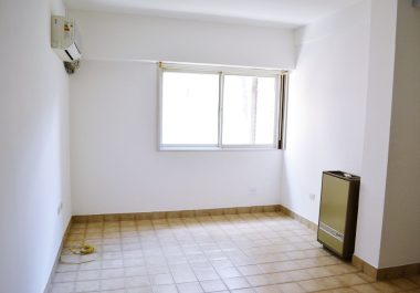 8c425ea6502b7a42ea6dabb670bc7b6c