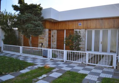 c2ab58804a85e6b8fcca1555b7735aa7