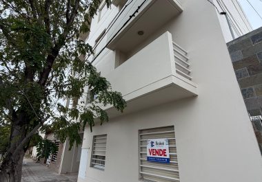 e2cc959df80a730a4e5e1dd875652739